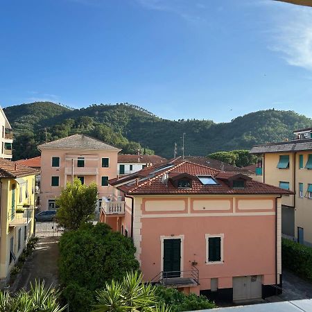 Ampio Trilocale Con Posto Auto Sestri Levante Exterior foto