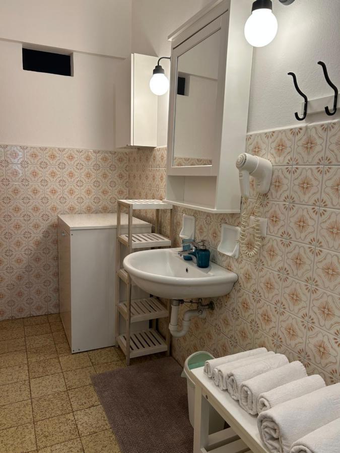 Ampio Trilocale Con Posto Auto Sestri Levante Exterior foto
